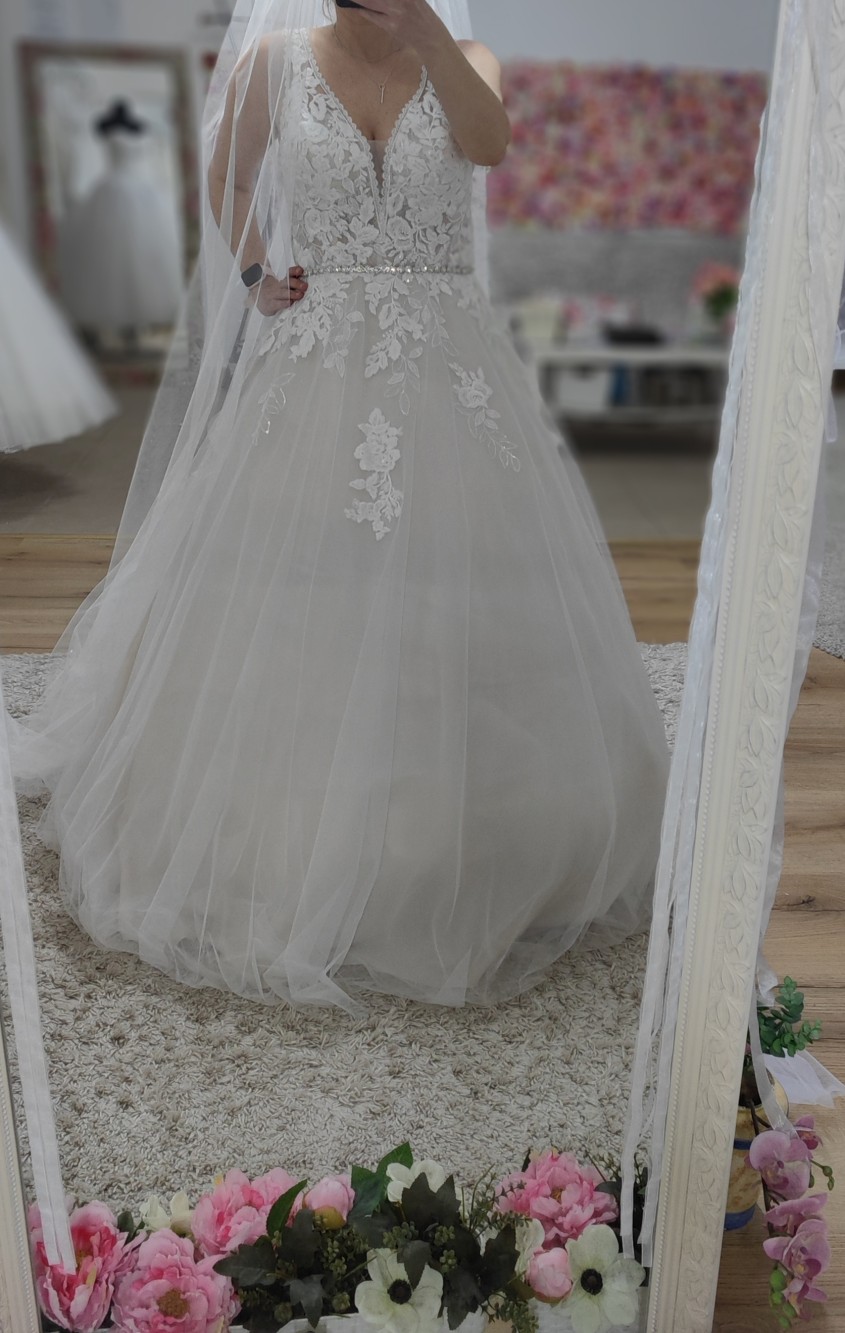 Kazincbarcika menyasszonyi ruha