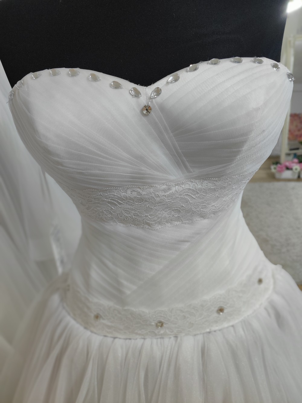 Pusztaszabolcs menyasszonyi ruha