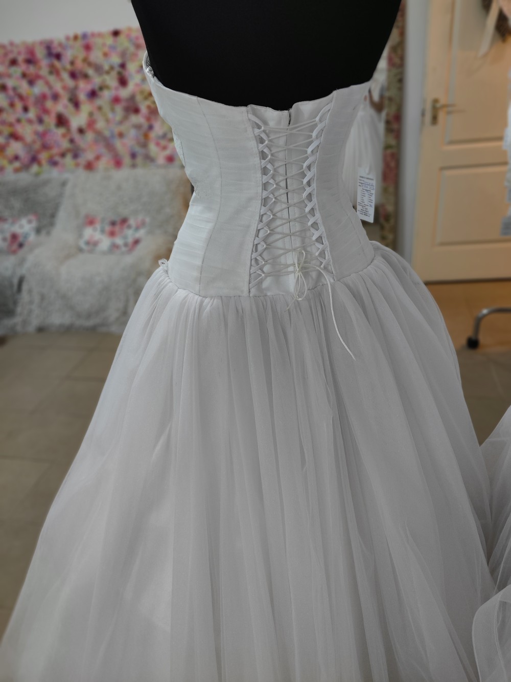 Pusztaszabolcs menyasszonyi ruha