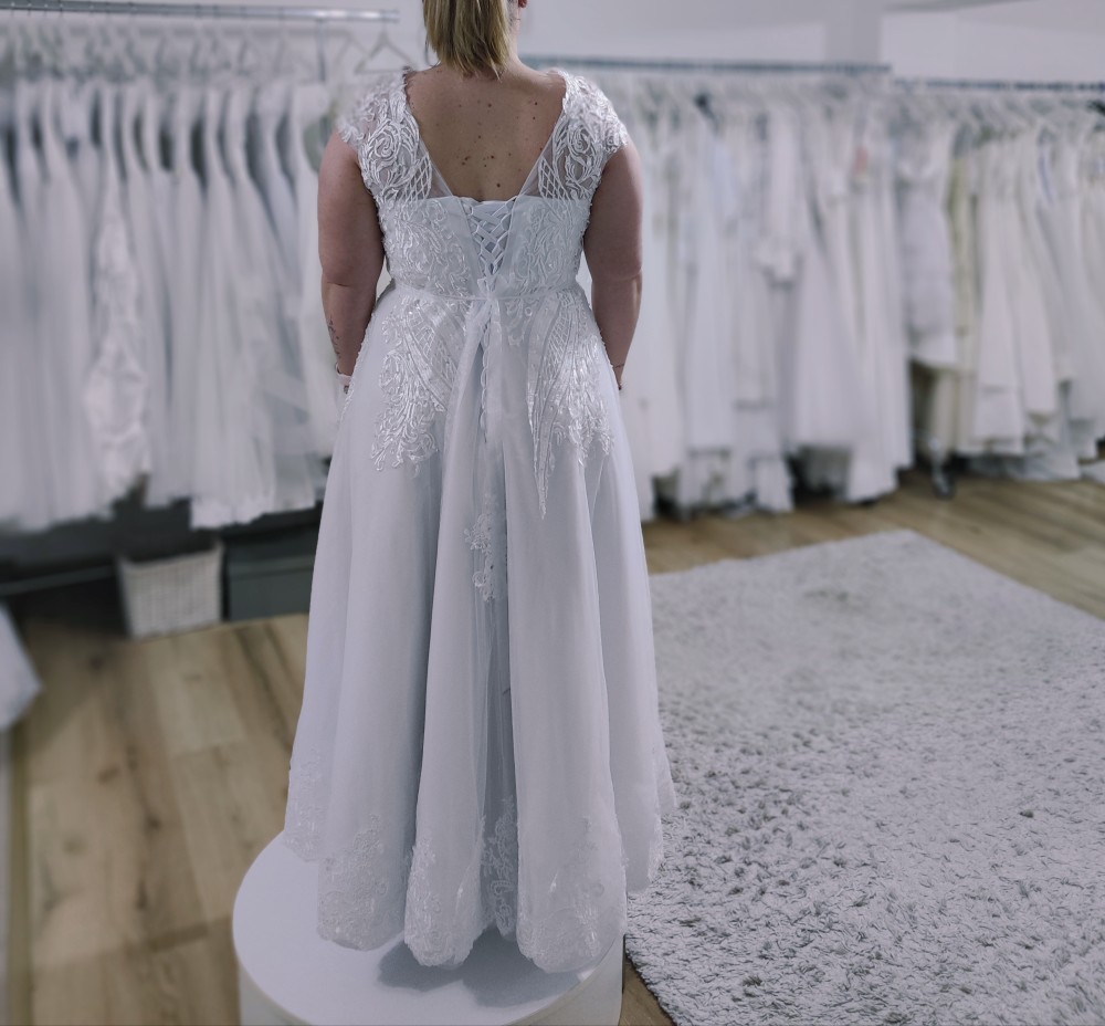 Szigetvár menyasszonyi ruha 