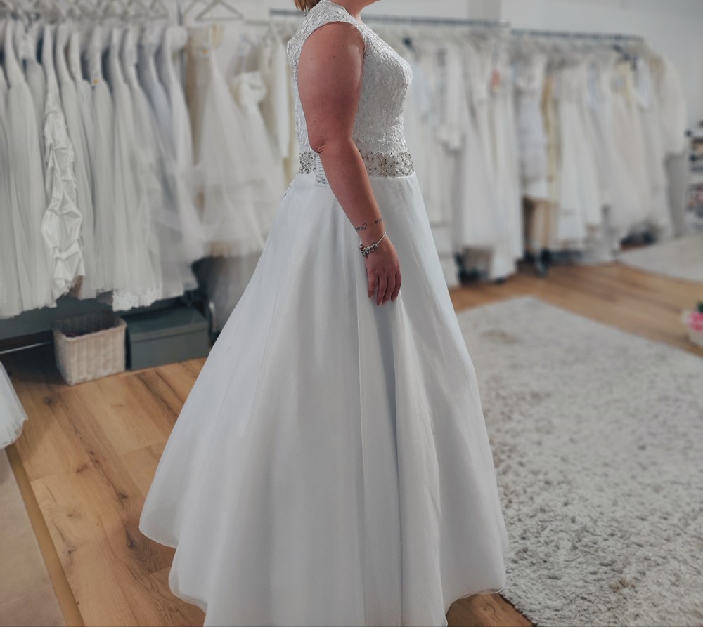 Nagykanizsa menyasszonyi ruha 