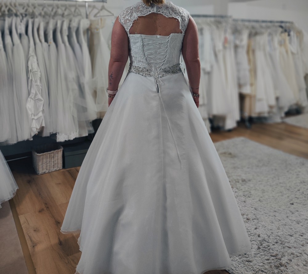 Nagykanizsa menyasszonyi ruha 