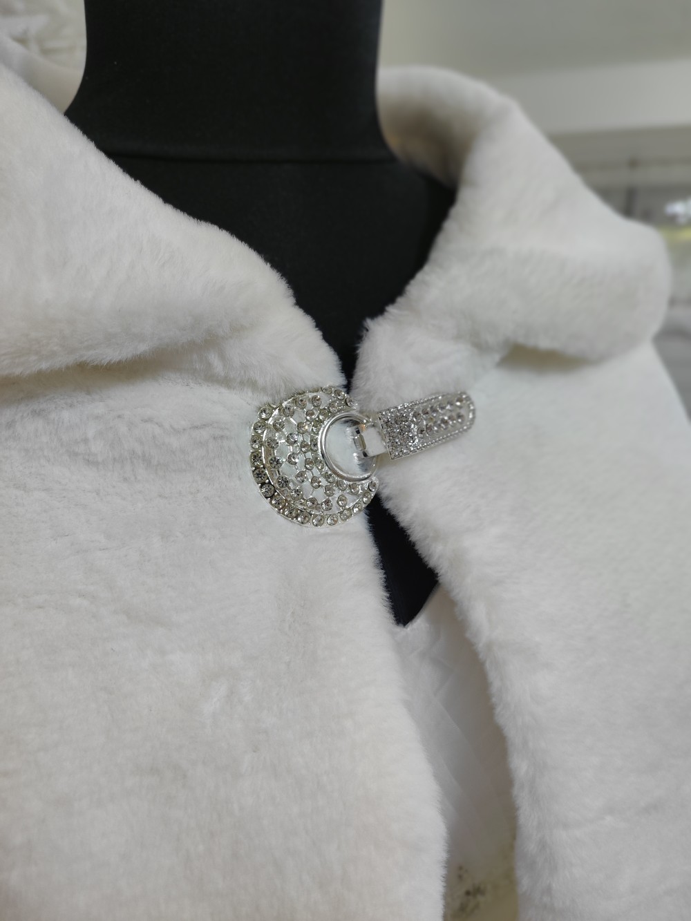 Hantos menyasszonyi pelerin