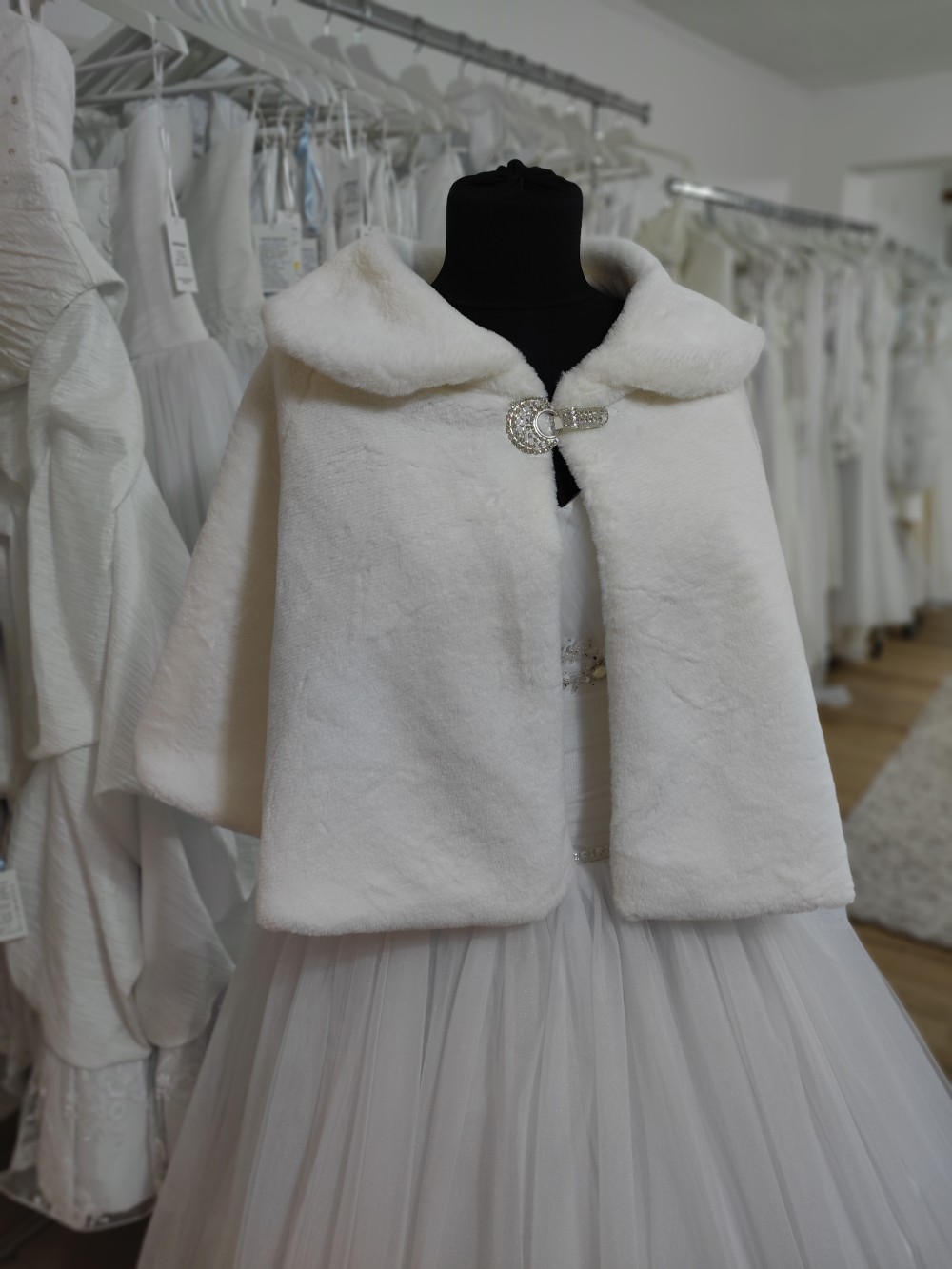 Hantos menyasszonyi pelerin