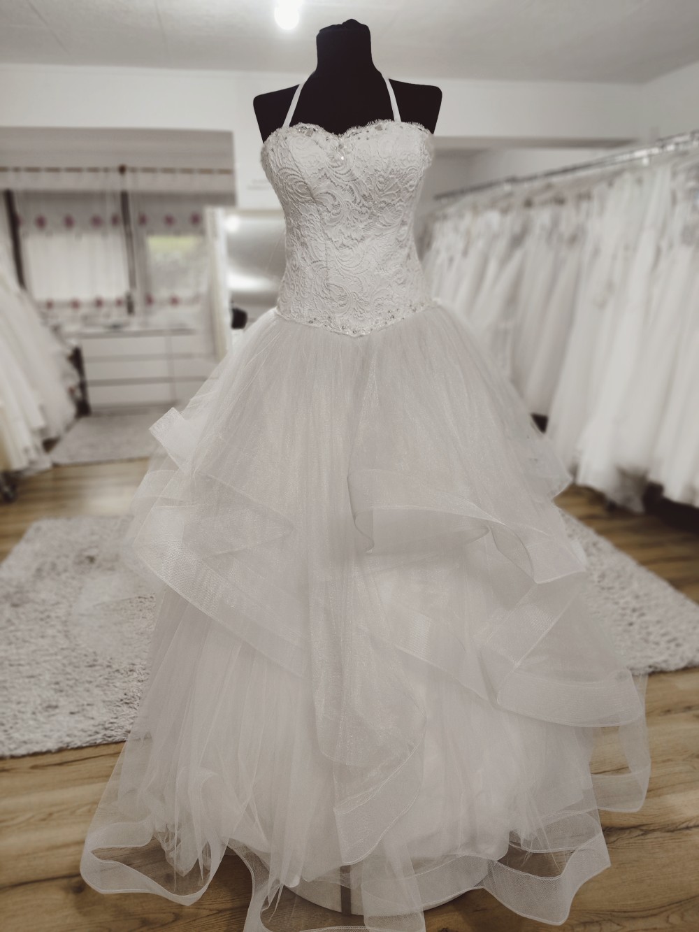 Budakalász menyasszonyi ruha 