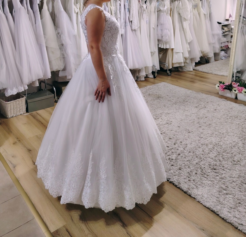 Dunaharaszti menyasszonyi ruha