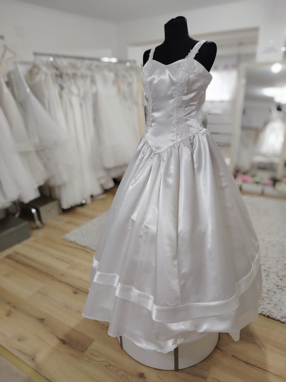 Érd menyasszonyi ruha