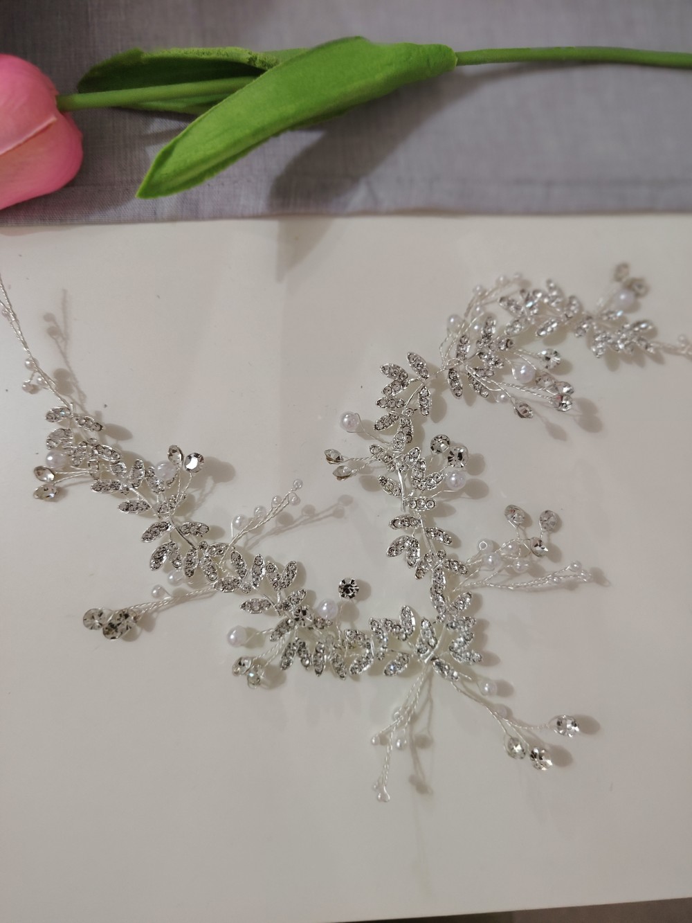 Karos menyasszonyi hajdísz