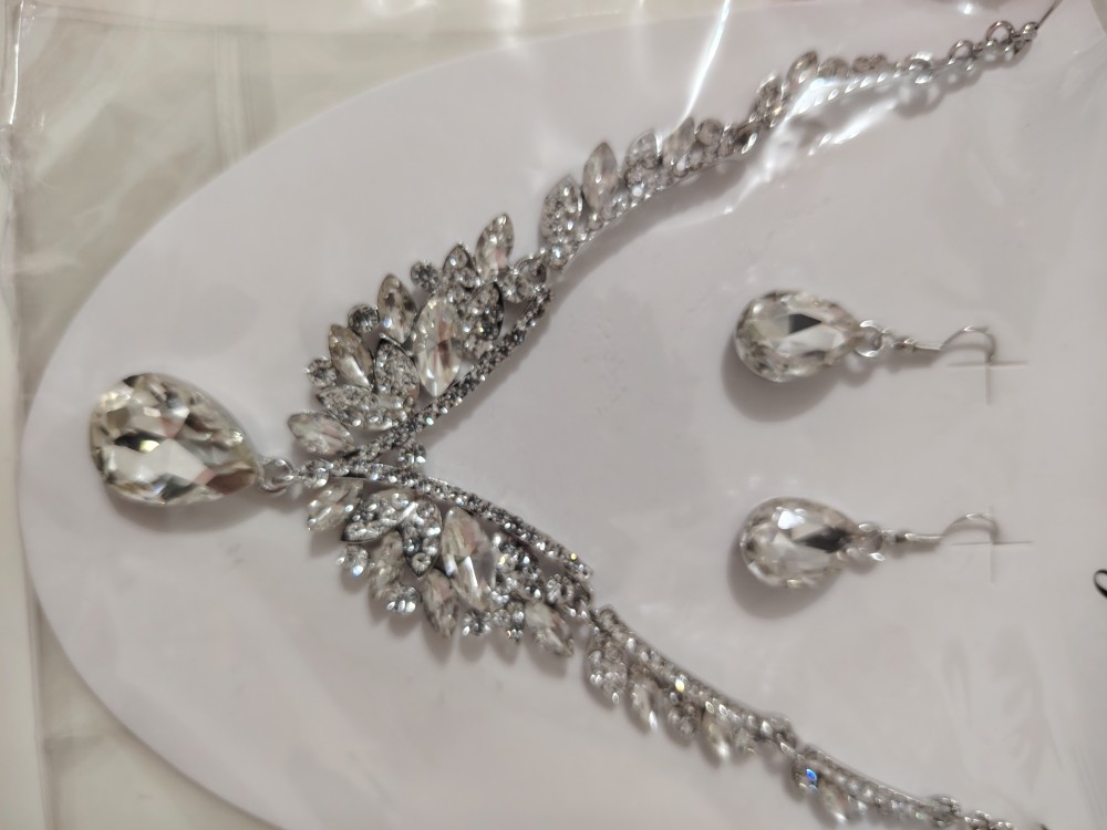 Heves menyasszonyi nyaklánc