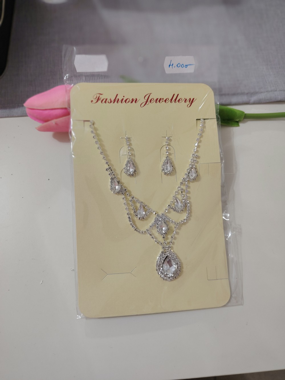 Oroszlány nyaklánc-szett