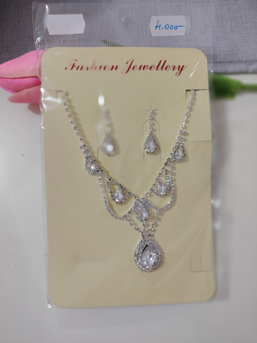 Oroszlány nyaklánc-szett