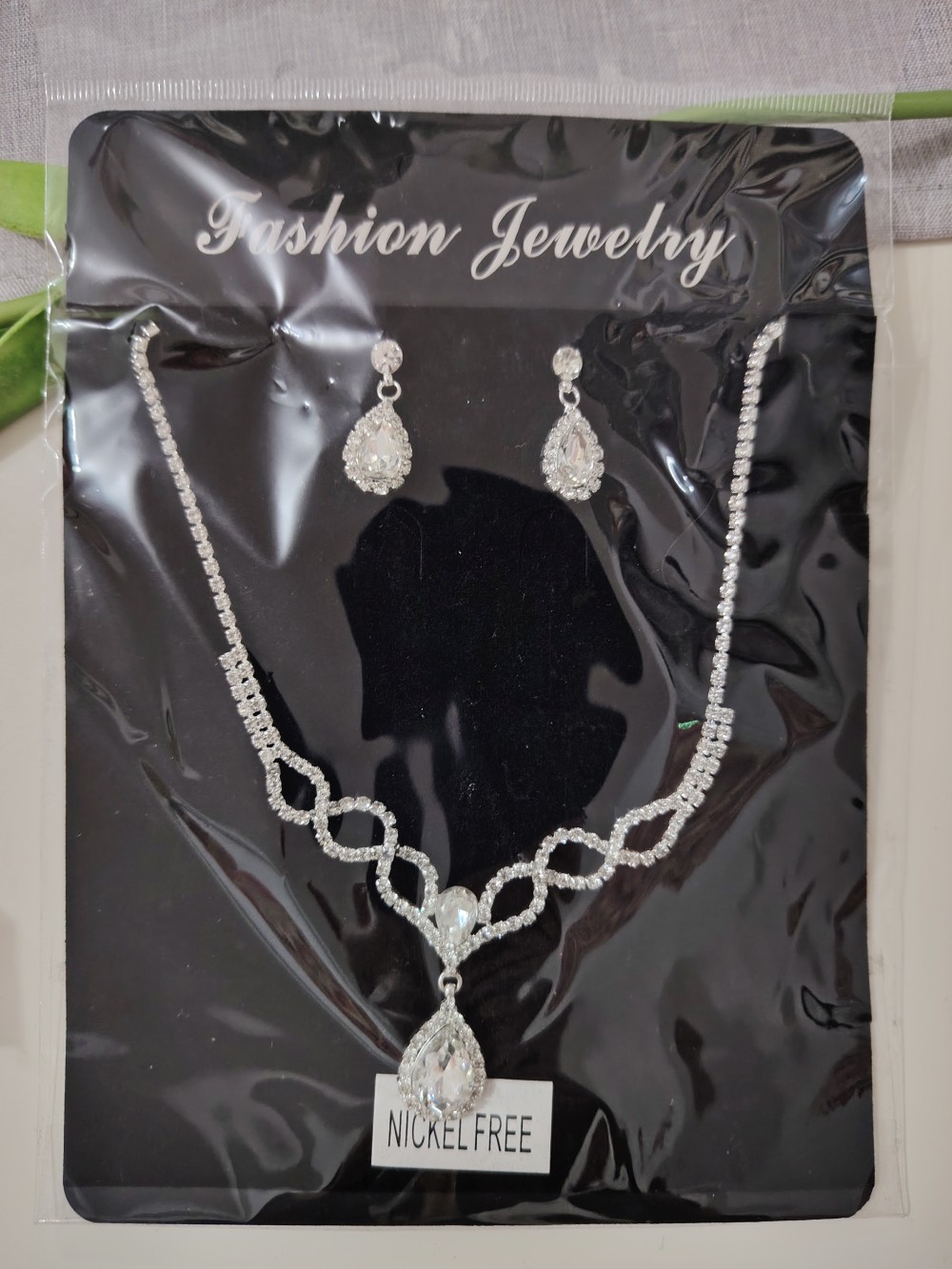 Lábatlan menyasszonyi ékszerszett 