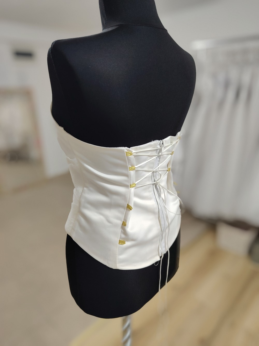 Komló menyasszonyi felső